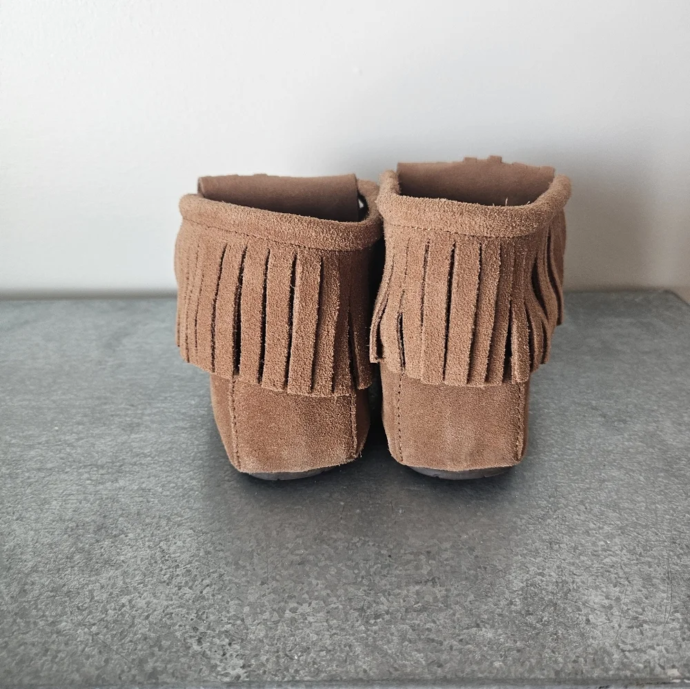 NWOT Manitobah Moccasins for Women - Picture 3 of 7